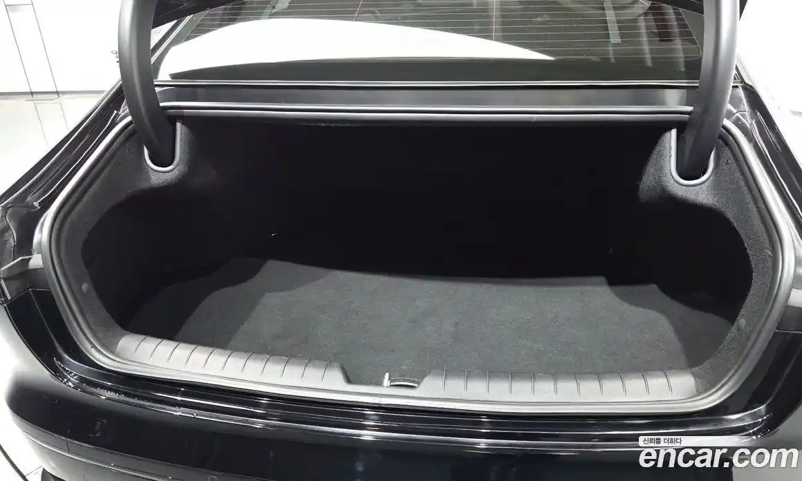 Hyundai Grandeur 2022 1.6 Автомат в Москве № 756841, фото 20