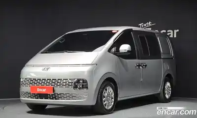 Hyundai Staria, 2023