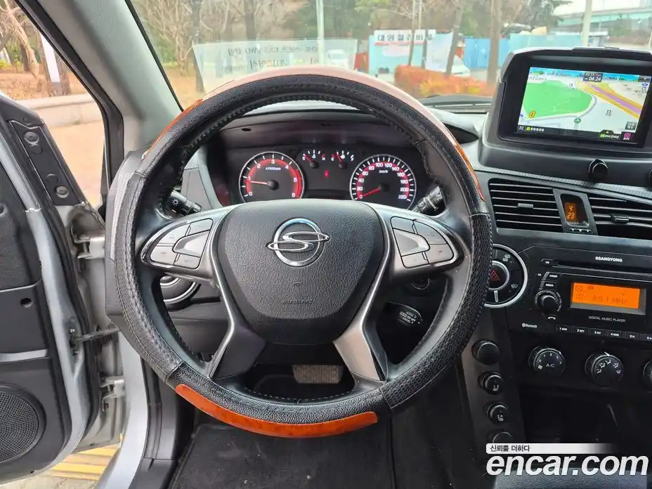 SsangYong Korando 2015 2.0 Автомат в Москве № 756909, фото 10