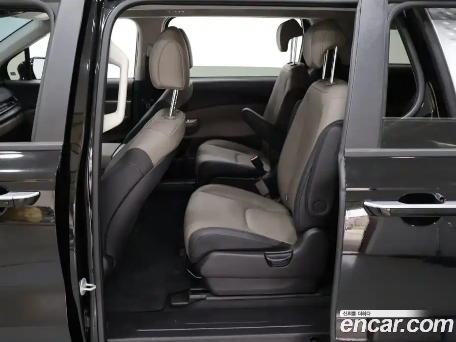 Kia Canival 2025 2.2 Автомат в Москве № 757206, фото 10