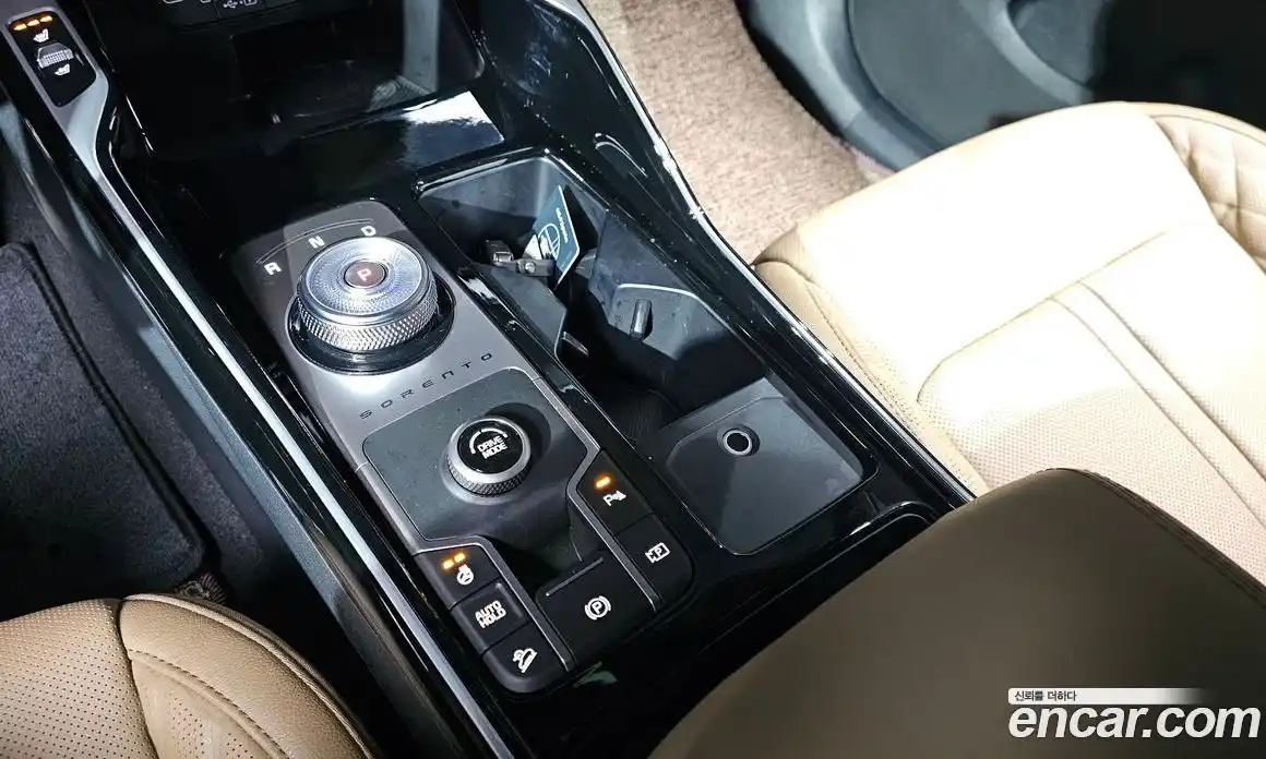 Kia Sorento 2024 1.6 Автомат в Москве № 757220, фото 9