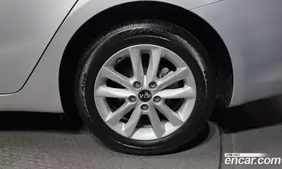 Kia K3 2016 1.6 Автомат в Москве № 757423, миниатюра 5