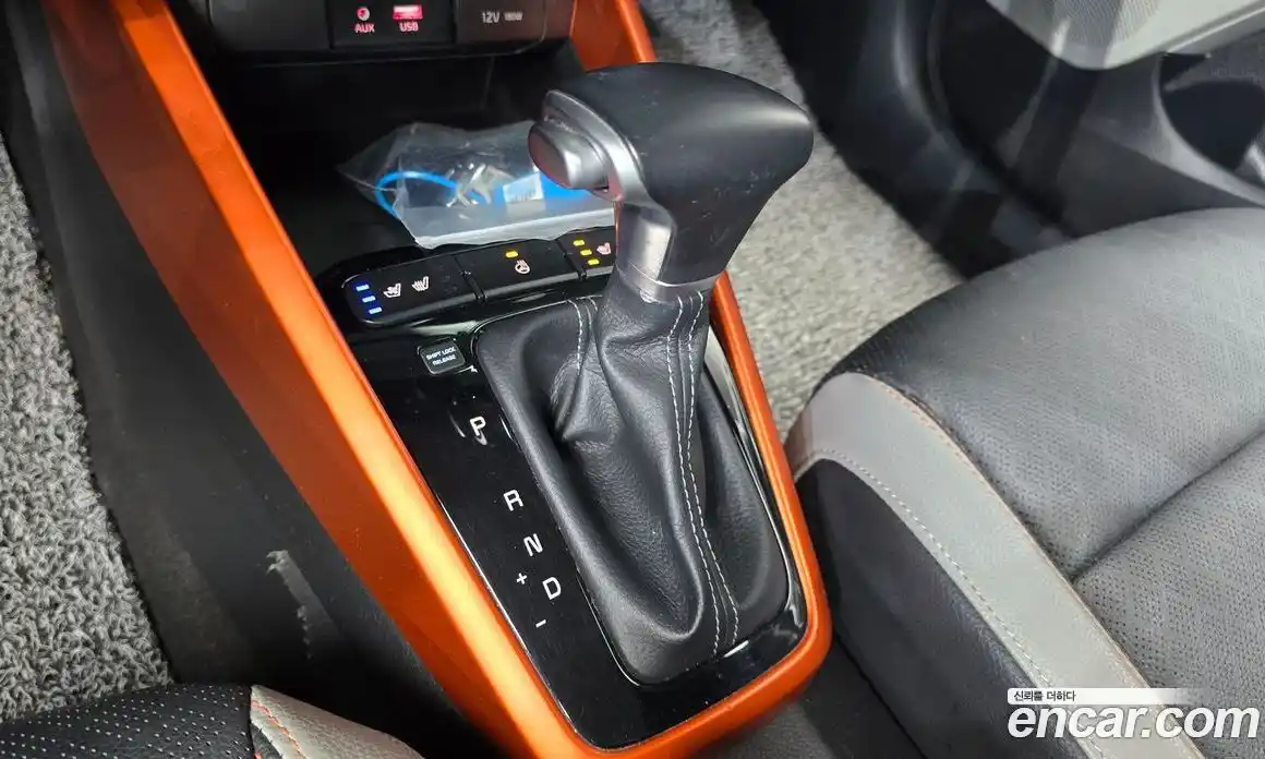 Kia Stonic 2020 1.4 Автомат в Москве № 757510, фото 8