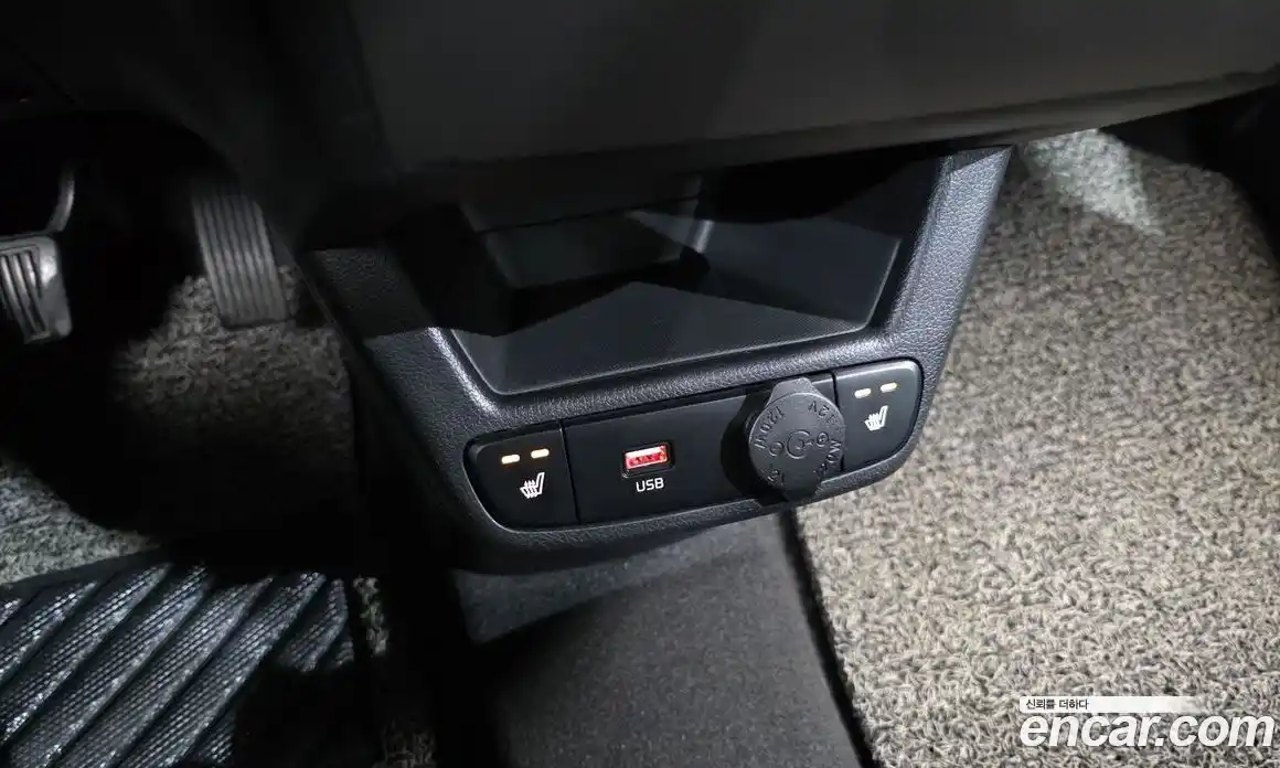 Kia Ray 2020 1.0 Автомат в Москве № 757602, фото 16