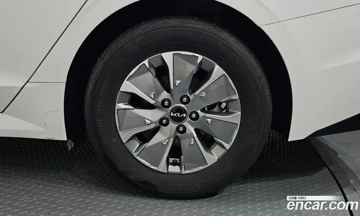 Kia K5 2024 2.0 Автомат в Москве № 758047, фото 5