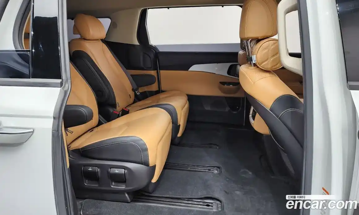 Kia Canival 2021 2.2 Автомат в Москве № 758252, фото 12