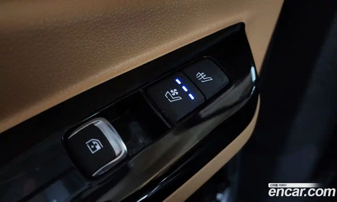 Kia Canival 2021 2.2 Автомат в Москве № 758252, фото 19