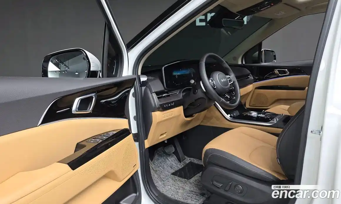 Kia Canival 2023 3.5 Автомат в Москве № 758274, фото 12