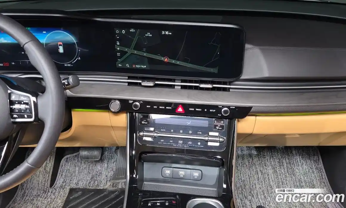 Kia Canival 2023 3.5 Автомат в Москве № 758274, фото 14