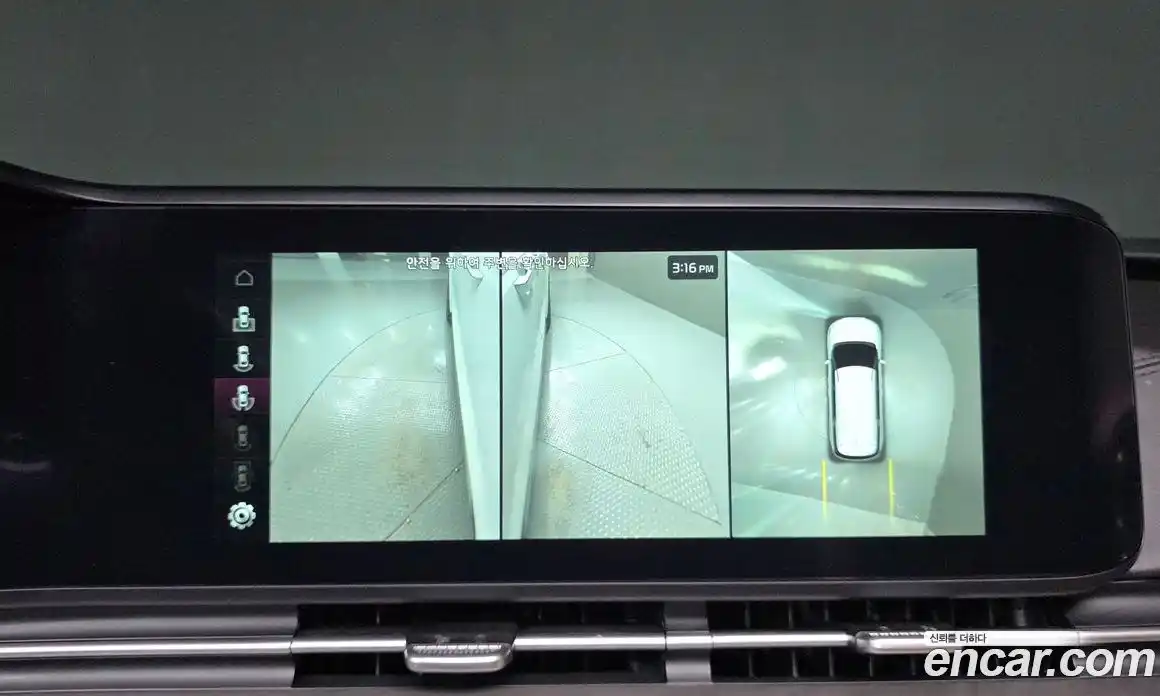 Kia Canival 2023 3.5 Автомат в Москве № 758274, фото 16