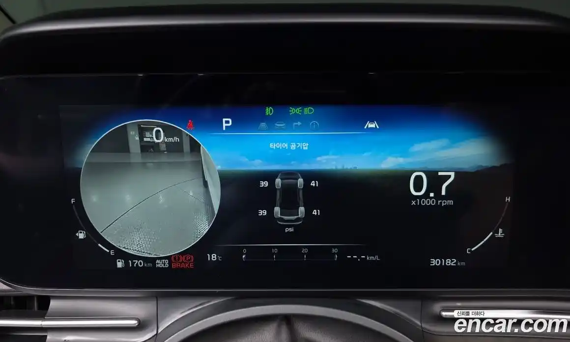 Kia Canival 2023 3.5 Автомат в Москве № 758274, фото 8