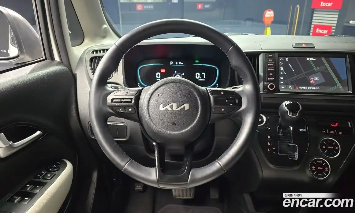 Kia Ray 2023 1.0 Автомат в Москве № 758505, фото 13