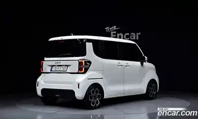 Kia Ray 2023 1.0 Автомат в Москве № 758505, миниатюра 2