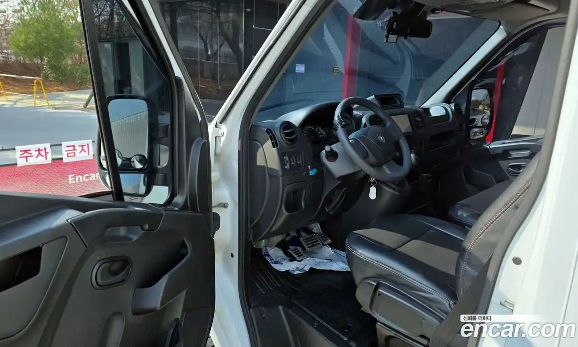 Renault Master 2019 2.3 Механическая в Москве № 758795, фото 10