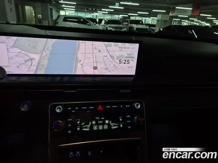 Genesis GV80 2024 3.5 Автомат в Москве № 758843, фото 17