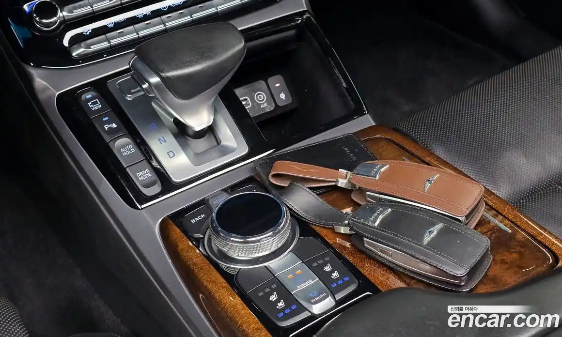 Genesis EQ900 2017 3.8 Автомат в Москве № 758938, фото 9