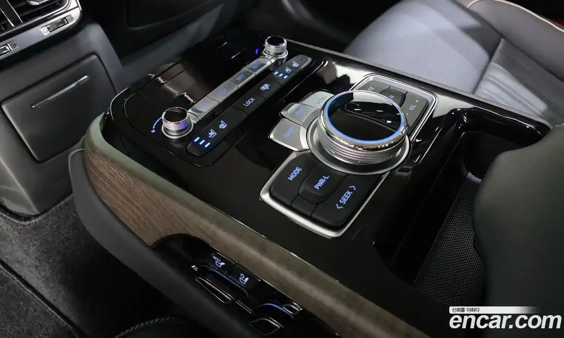 Genesis G90 2020 3.8 Автомат в Москве № 759001, фото 18