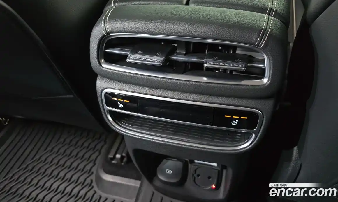 Genesis GV80 2021 2.5 Автомат в Москве № 759085, фото 18