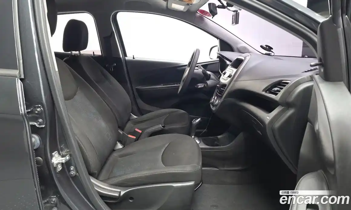 Chevrolet Spark 2017 1.0 Автомат в Москве № 760542, фото 11