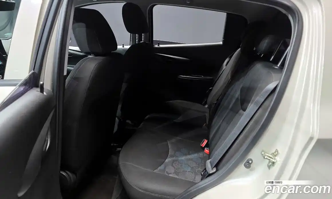 Chevrolet Spark 2016 1.0 Автомат в Москве № 760756, фото 13