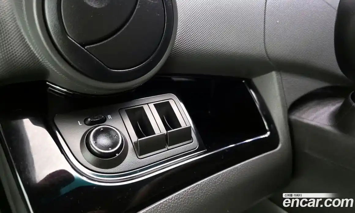 Chevrolet Spark 2015 1.0 Автомат в Москве № 760911, фото 17