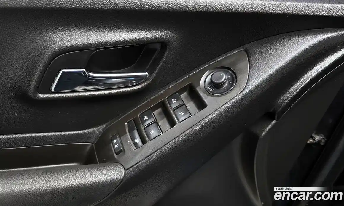 Chevrolet Trax 2017 1.6 Автомат в Москве № 760968, фото 16