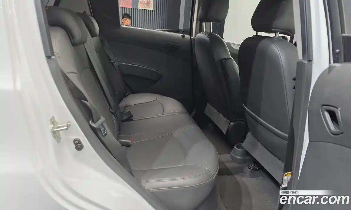 Chevrolet Spark 2015 1.0 Автомат в Москве № 760984, фото 12