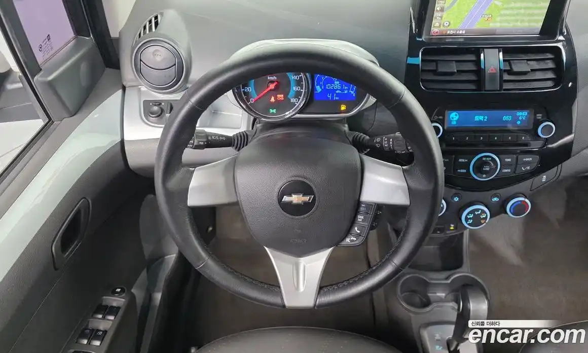 Chevrolet Spark 2015 1.0 Автомат в Москве № 760984, фото 13