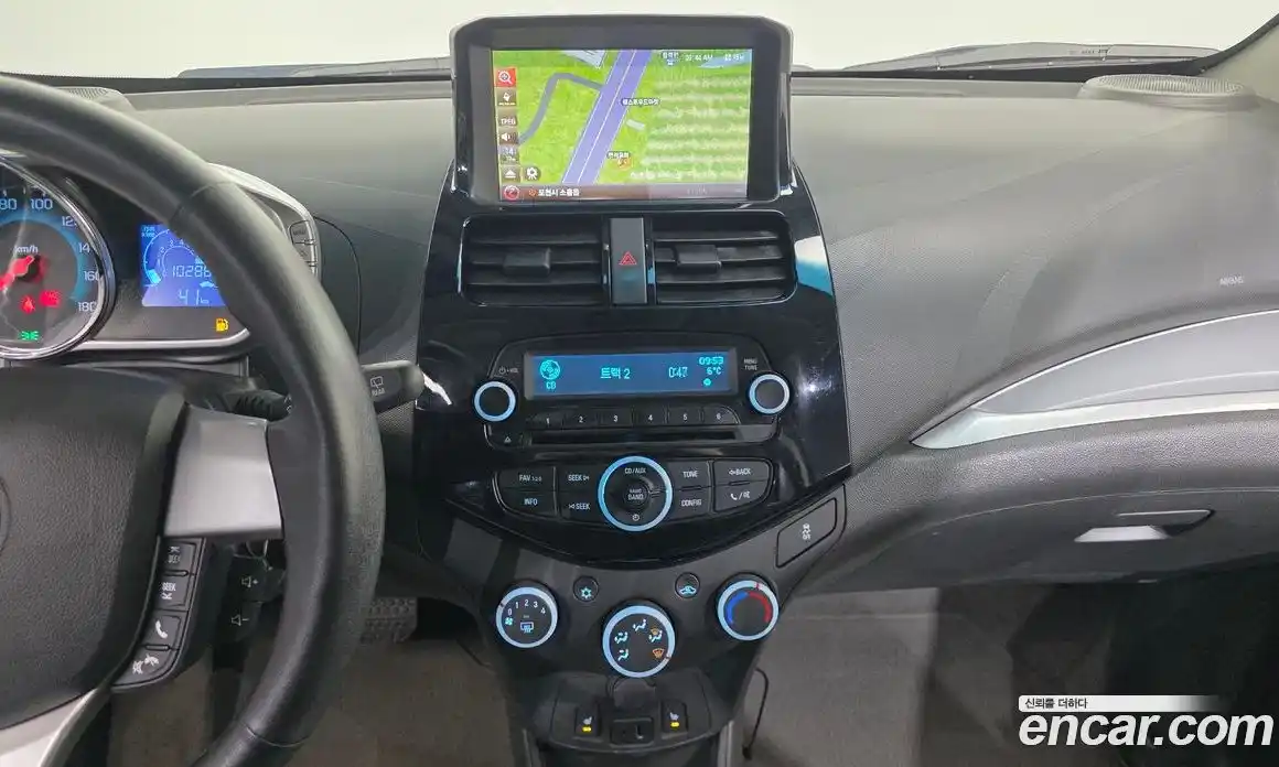 Chevrolet Spark 2015 1.0 Автомат в Москве № 760984, фото 14