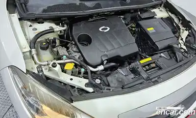 Renault SM3 2010 1.6 гидро в Москве № 761233, миниатюра 6