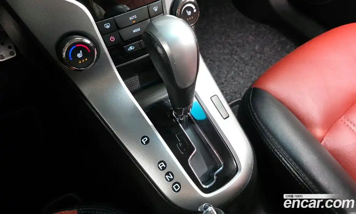 Chevrolet Cruze 2011 2.0 Автомат в Москве № 761287, фото 9