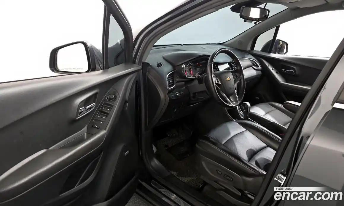 Chevrolet Trax 2016 1.6 Автомат в Москве № 761417, фото 10