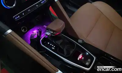 Renault QM6 2023 2.0 Автомат в Москве № 761790, миниатюра 9