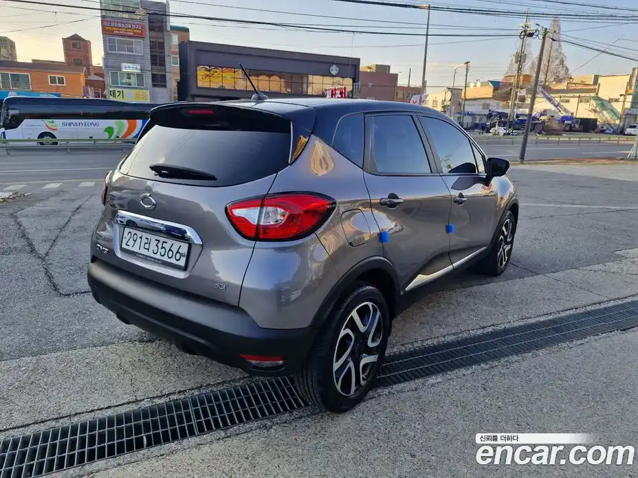 Renault QM3 2016 1.5 Автомат в Москве № 761858, фото 5