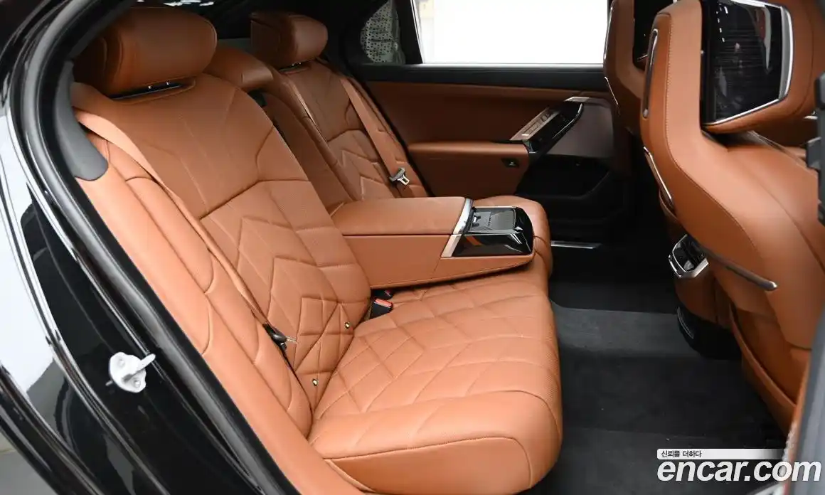 BMW 7-Series 2025 3.0 Автомат в Москве № 762180, фото 12