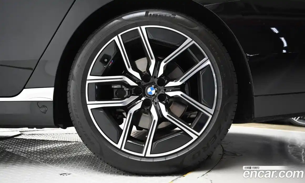 BMW 7-Series 2025 3.0 Автомат в Москве № 762180, фото 5