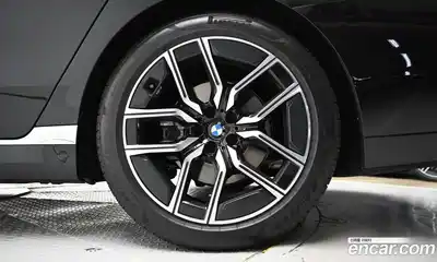 BMW 7-Series 2025 3.0 Автомат в Москве № 762180, миниатюра 5
