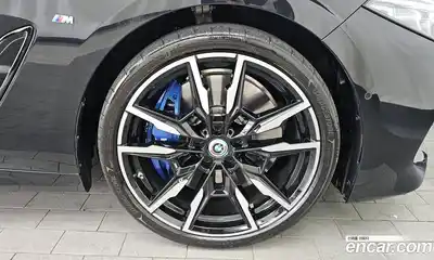 BMW 8-Series 2024 4.4 Автомат в Москве № 762401, миниатюра 4