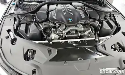 BMW 8-Series 2024 4.4 Автомат в Москве № 762401, миниатюра 5