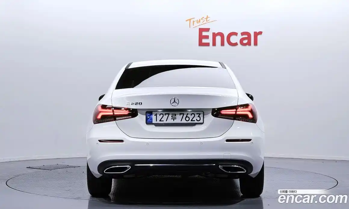 Mercedes-Benz A-Class 2022 2.0 Автомат в Москве № 763722, фото 4