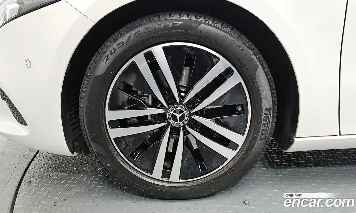 Mercedes-Benz A-Class 2022 2.0 Автомат в Москве № 763722, фото 5