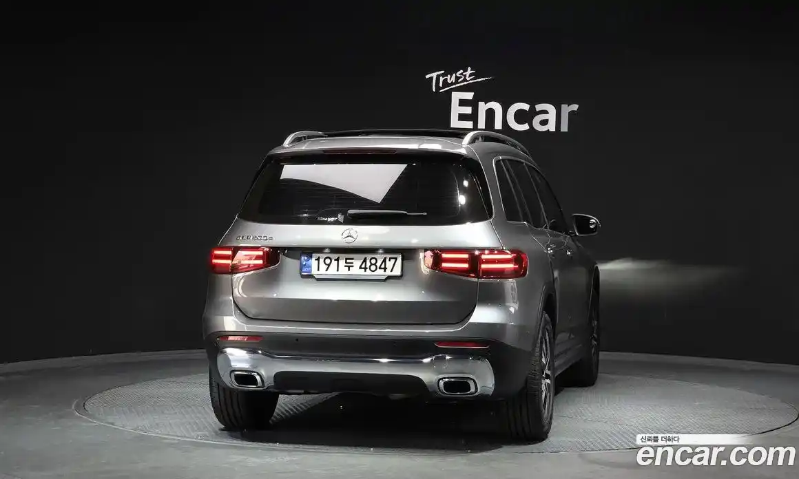 Mercedes-Benz GLB-Class 2024 1.9 Автомат в Москве № 763959, фото 4