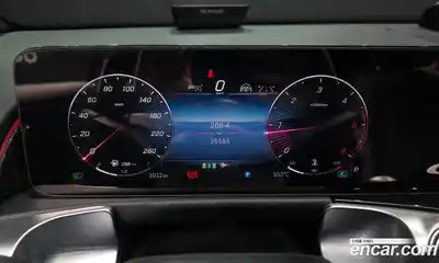 Mercedes-Benz GLB-Class 2024 1.9 Автомат в Москве № 763959, миниатюра 8