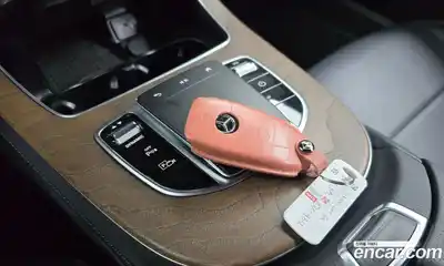 Mercedes-Benz E-Class 2021 2.0 Автомат в Москве № 764376, миниатюра 9