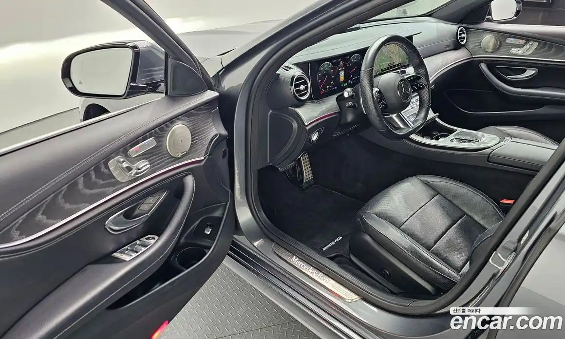 Mercedes-Benz E-Class 2022 2.0 Автомат в Москве № 764391, фото 11