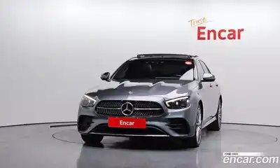 Mercedes-Benz E-Class 2022 2.0 Автомат в Москве № 764391, миниатюра 3