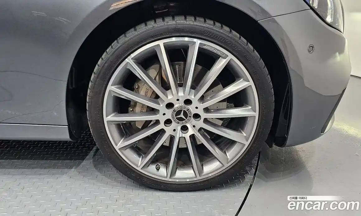 Mercedes-Benz E-Class 2022 2.0 Автомат в Москве № 764391, фото 5