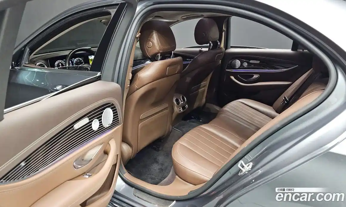 Mercedes-Benz E-Class 2020 3.0 Автомат в Москве № 764517, фото 12