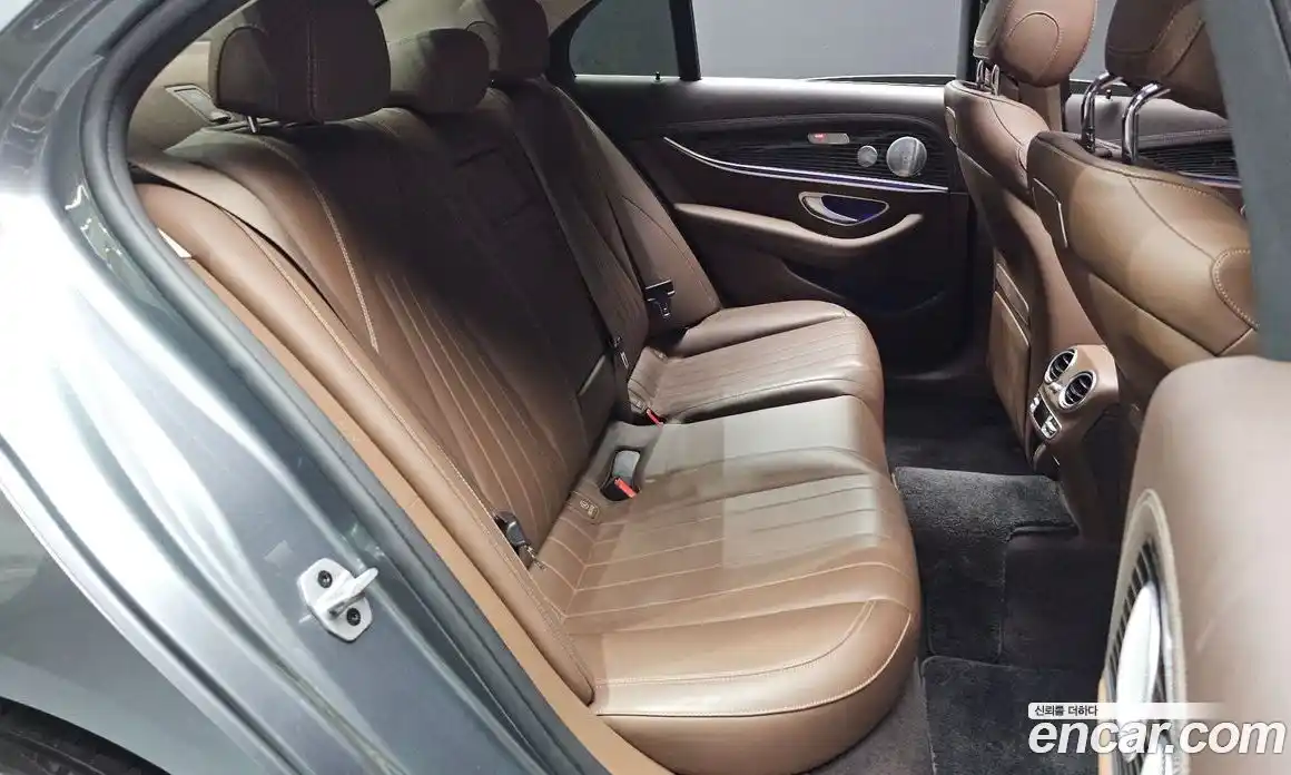 Mercedes-Benz E-Class 2020 3.0 Автомат в Москве № 764517, фото 13