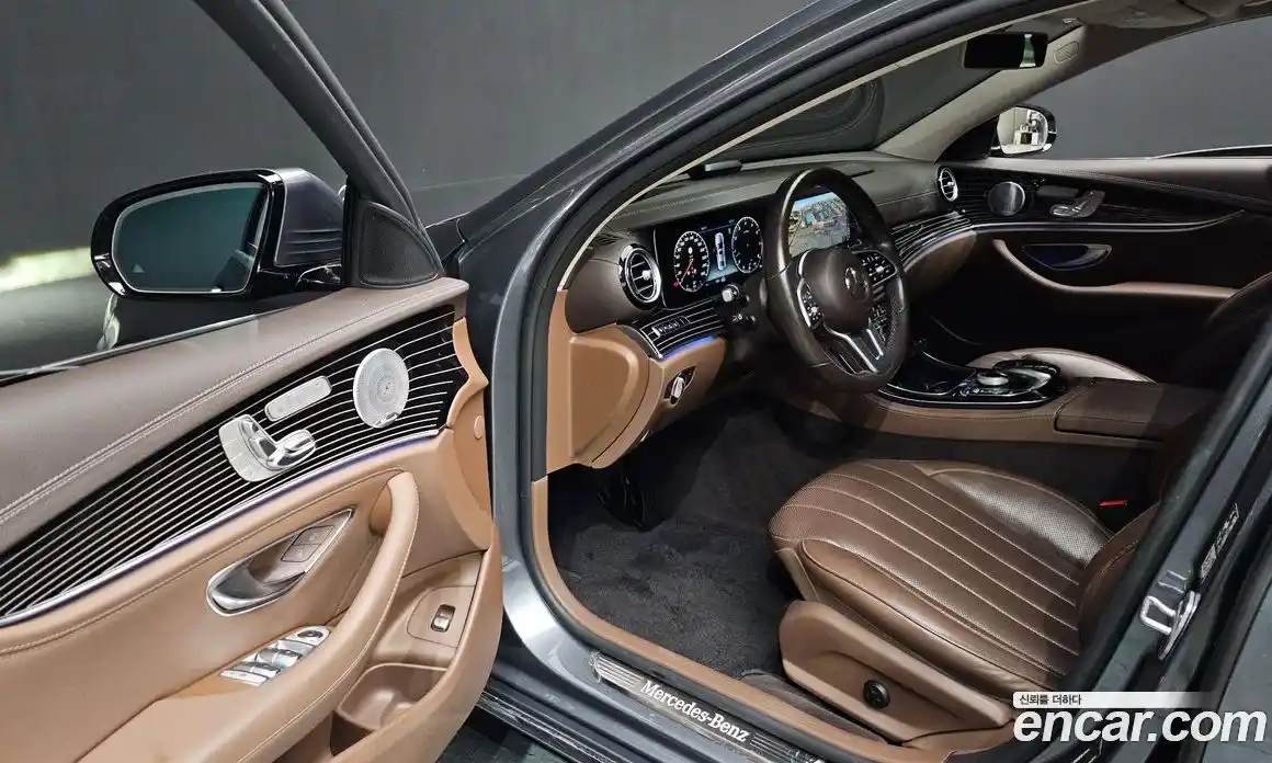 Mercedes-Benz E-Class 2020 3.0 Автомат в Москве № 764517, фото 10